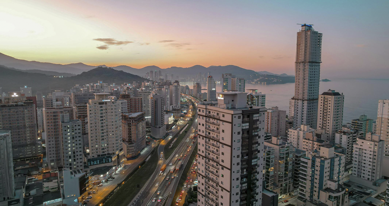 Construtora de SC quintuplica volume de operações ao trocar bancos tradicionais pelo mercado de capitais