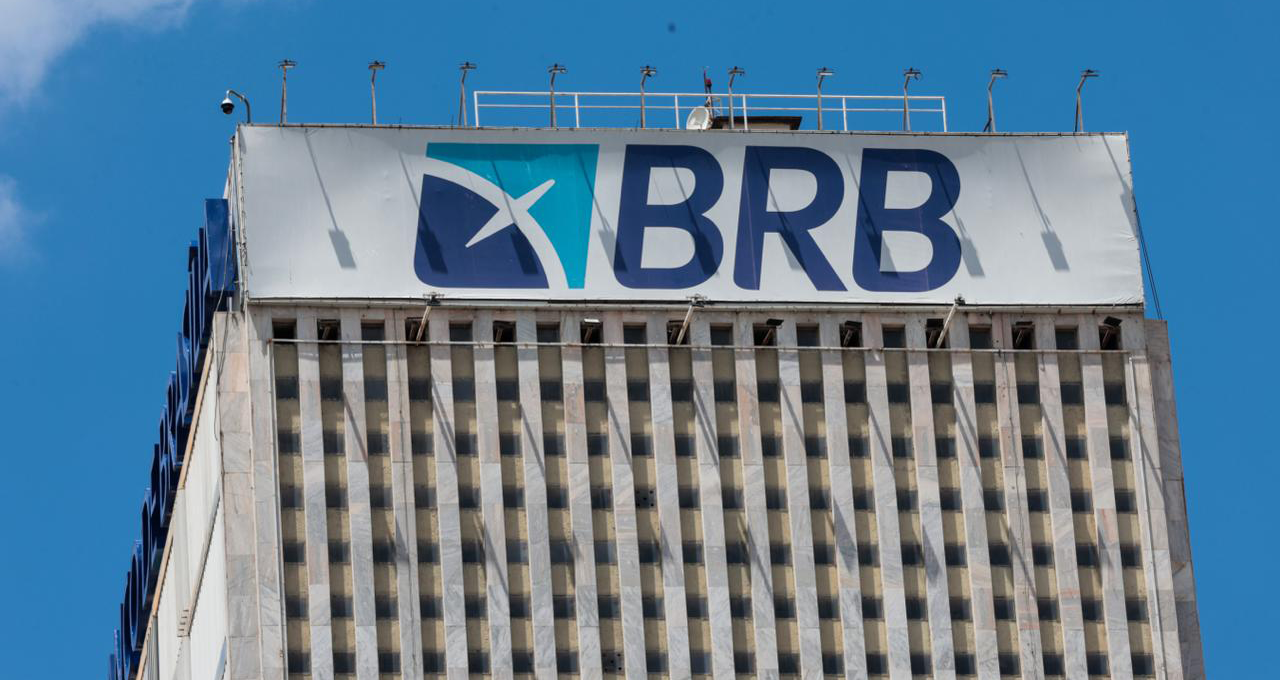 S&P rebaixa BRB pela segunda vez em três meses e coloca socorro de R$ 6,5 bi do FGC sob escrutínio