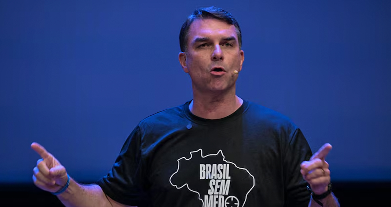 PL oficializa candidatura de Flávio Bolsonaro à Presidência sob pressão jurídica