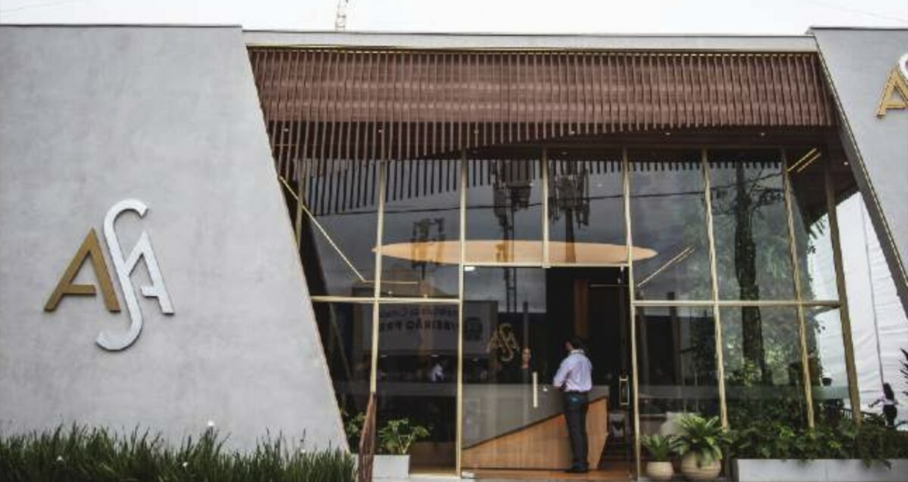 Ex-executivos do ASA movem ações trabalhistas de até R$ 8 milhões