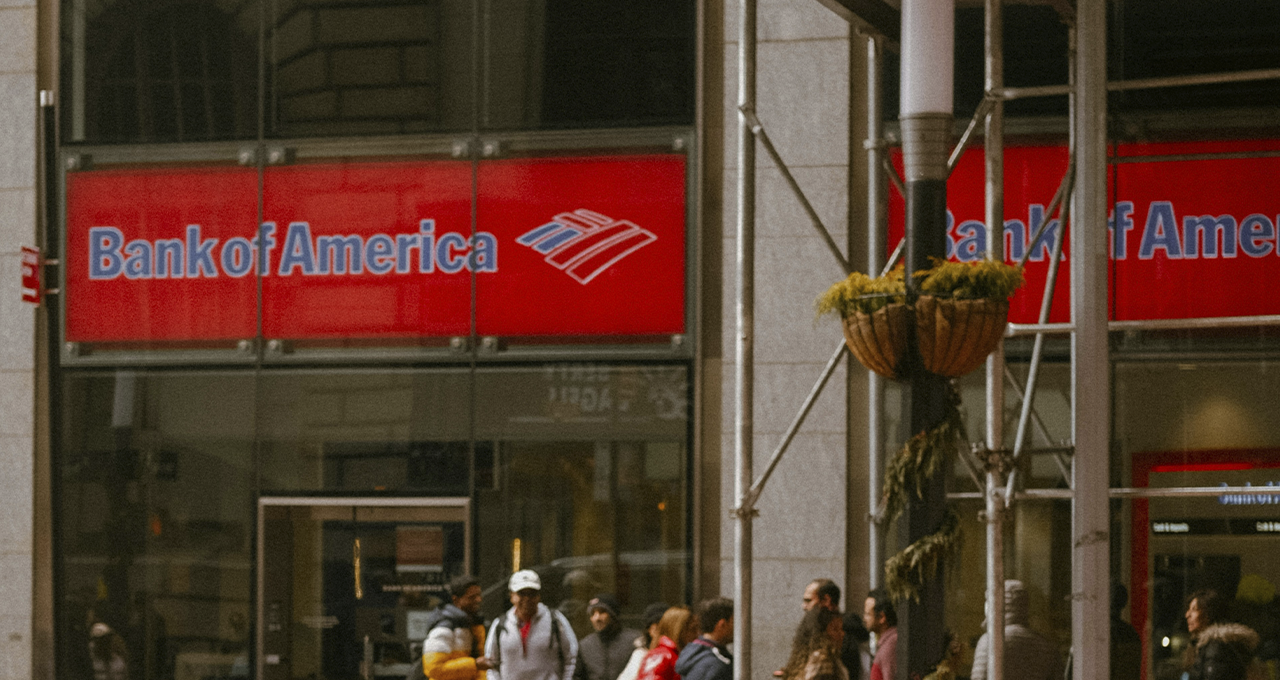 Bank of America eleva rating do Brasil e projeta Selic a 11,25% até fim de 2027