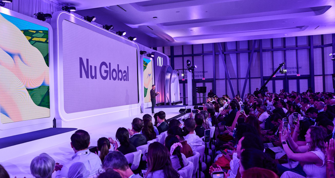 Nubank estreia nos EUA com conta multimoeda e mira 15% do mercado americano
